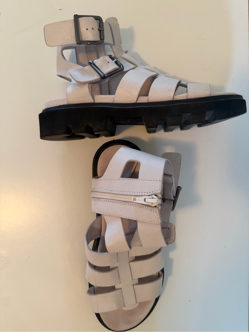 Women's Miz Mooz White "Panther" Gladiator Strappy Buckle Sandals Lug Sole 39